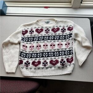 Vintage Heart Patterned Crew Neck Sweater